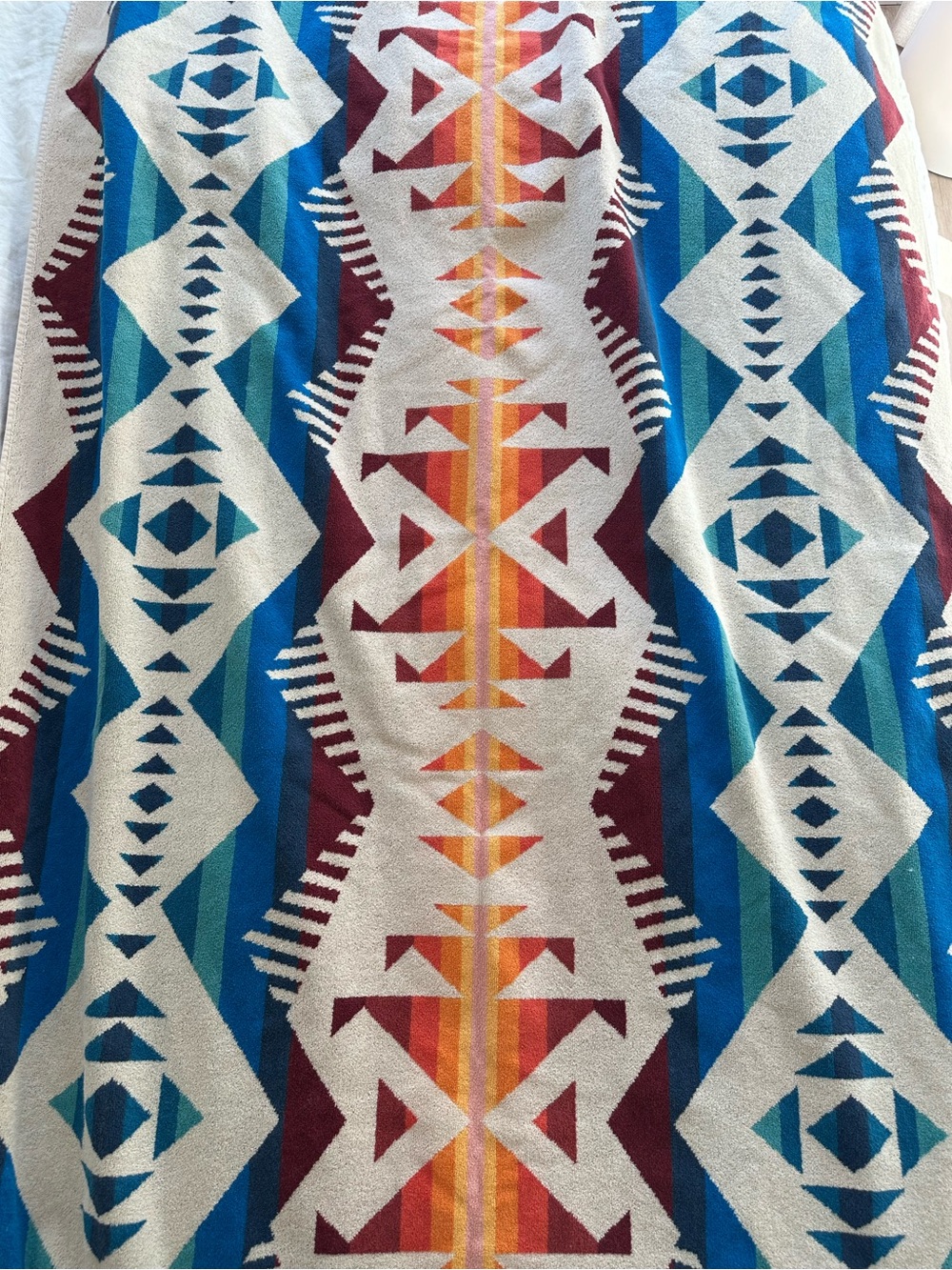 Pendleton home collection oversized jacquard bath towel